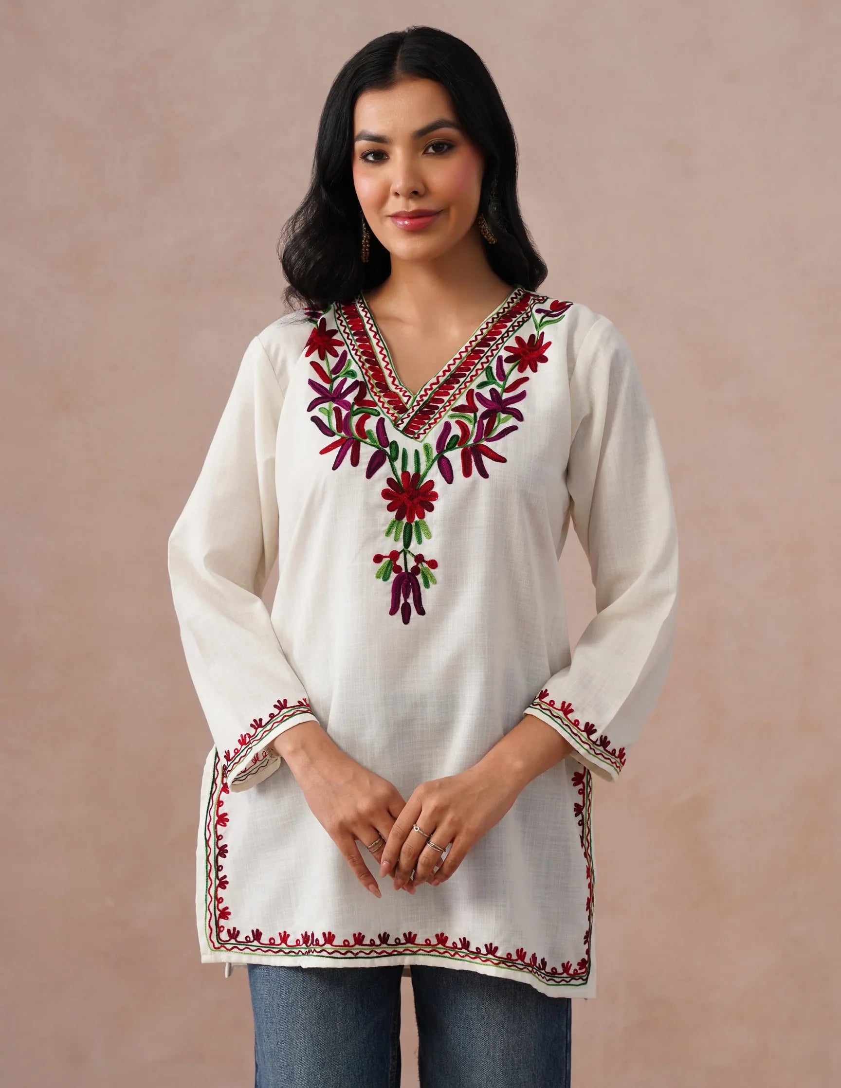 White Cotton Kurti – Vibrant Multicolor Aari Embroidery | Daily Ethnic Wear