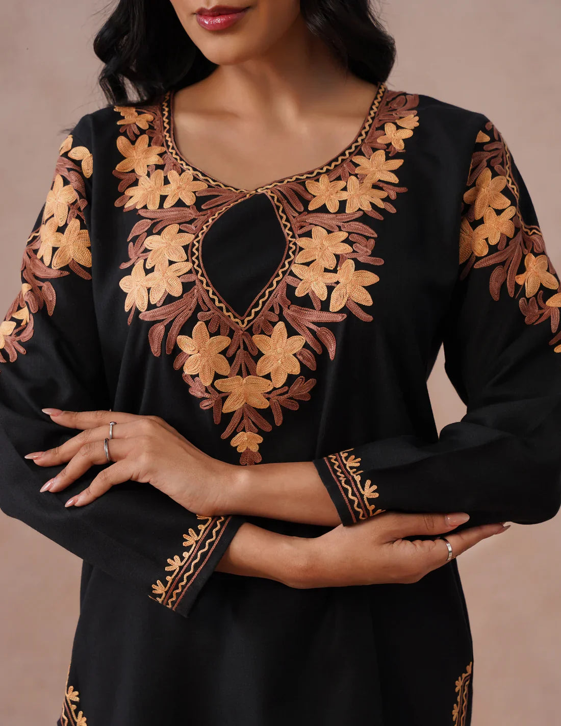 Black Cotton Kurti – Classic Plain Style | Versatile Daily Ethnic Wear