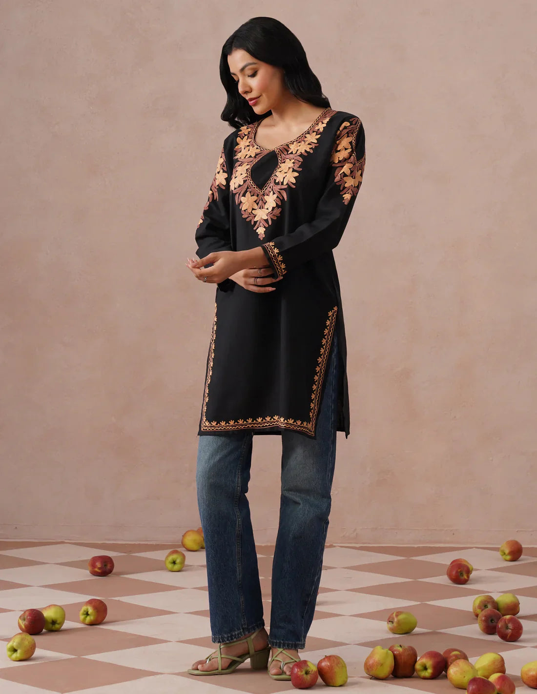 Black Cotton Kurti – Classic Plain Style | Versatile Daily Ethnic Wear